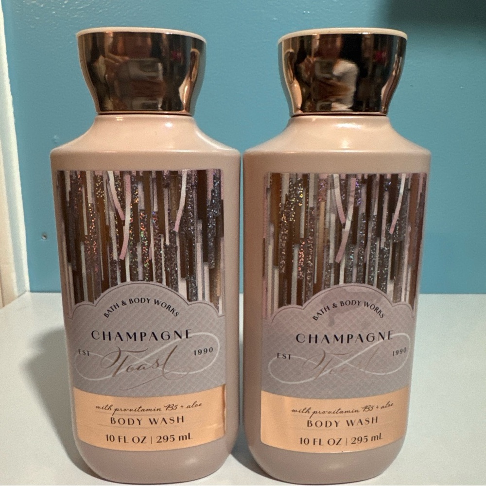 Bath & Body Works Champagne Toast Body Wash - Cream and Gold